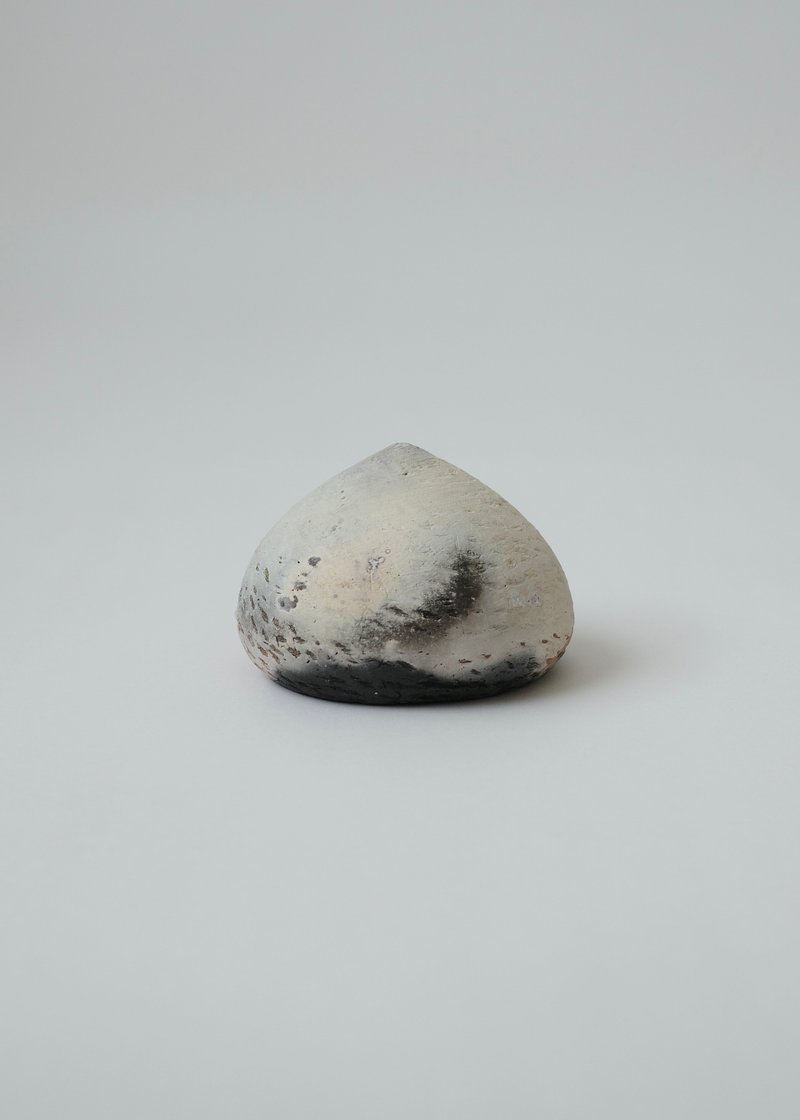 野燒小錐球 - 擺飾/家飾品 - 陶 白色