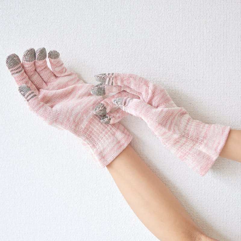 Women's Silk Beauty Gloves for Skincare Soft Touch Phone Mittens MADE in JAPAN - Gloves & Mittens - Silk 