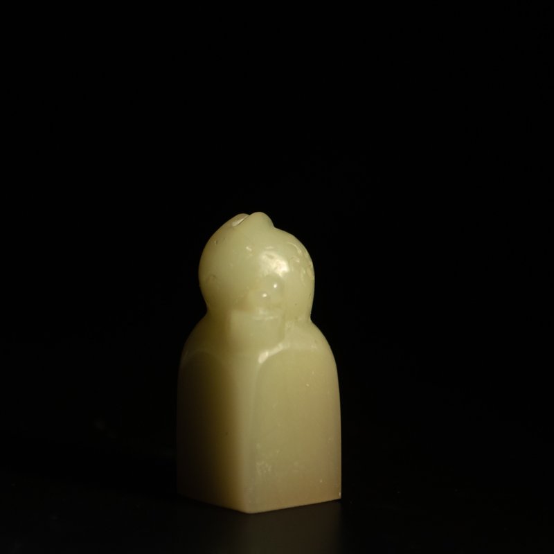 青田石玉兔搗藥手工姓名印章生肖生日滿月寶寶印章 - 印章/印台 - 石頭 綠色