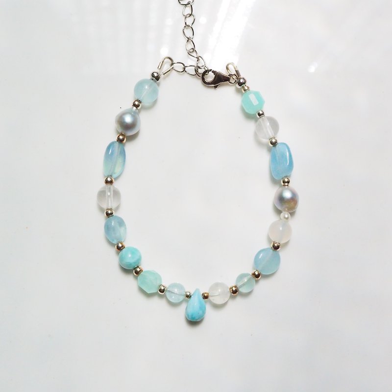 Xu Xu Chill | Larima, Freshwater Pearl, Aquamarine, Tianhe Stone Sterling Silver Bracelet - สร้อยข้อมือ - เครื่องประดับพลอย สีน้ำเงิน