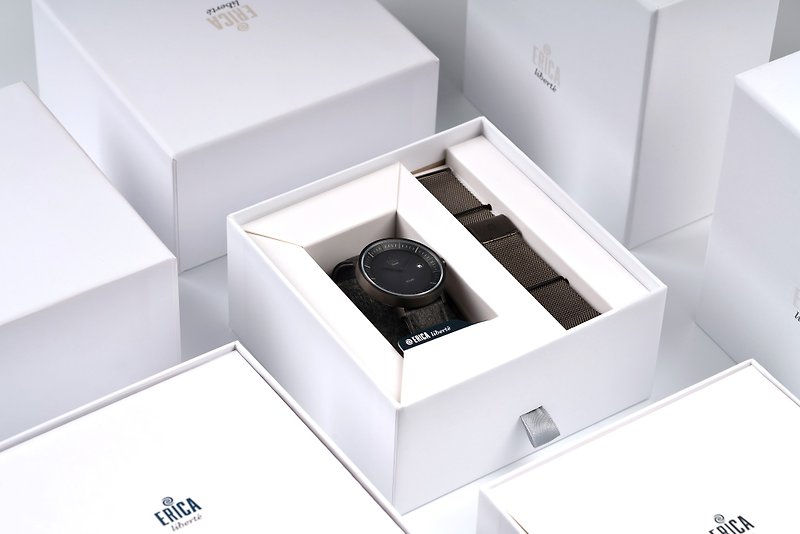 工藝匠心 環保之芯ERICA LIBERT太陽能鳳梨皮帶腕錶-套組極簡黑 - 男錶/中性錶 - 環保材質 黑色