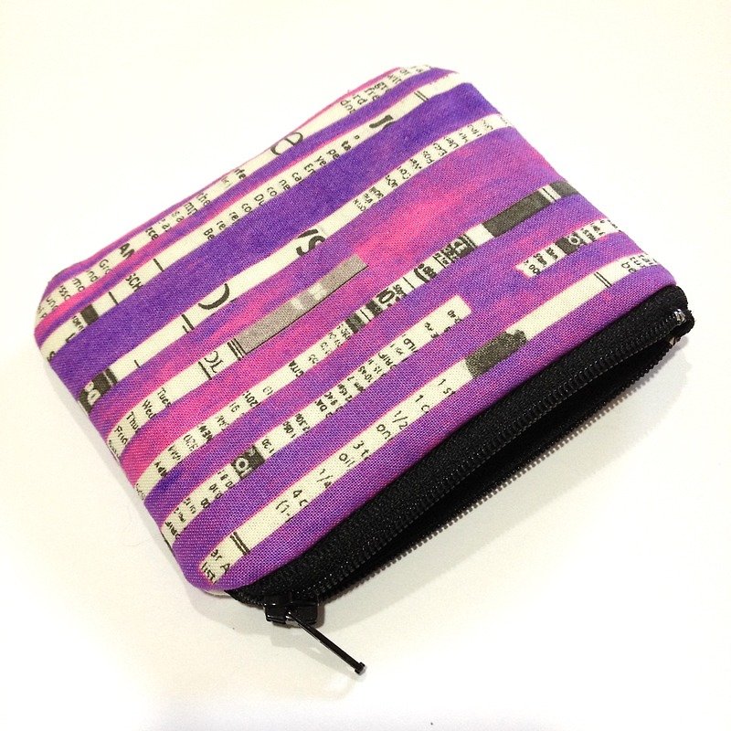Purple newspaper coin purse - กระเป๋าใส่เหรียญ - ผ้าฝ้าย/ผ้าลินิน สีม่วง