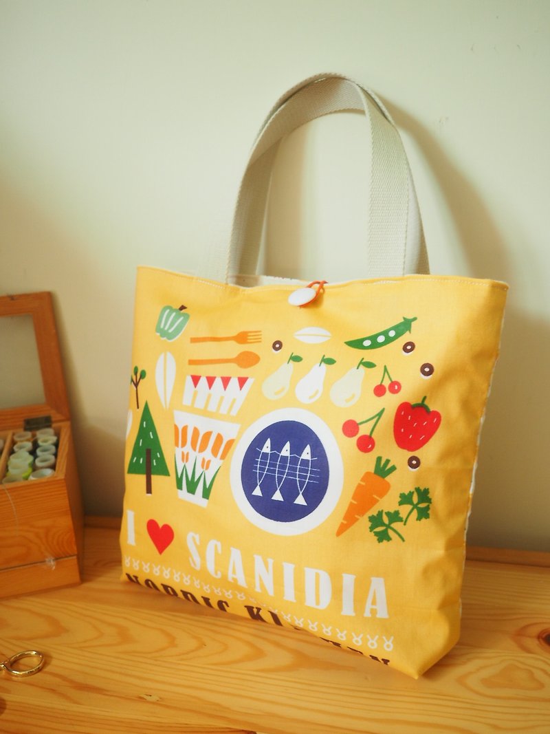 Handmade canvas bag tote bag colorful vegetable pattern - กระเป๋าแมสเซนเจอร์ - ผ้าฝ้าย/ผ้าลินิน หลากหลายสี
