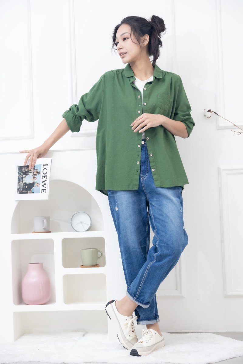 肩膀抓皺開襟棉襯衫 軍綠色 - 女襯衫 - 其他材質 綠色