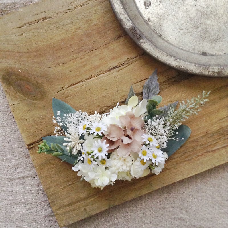 Mini daisy and beige hydrangea headdress - Hair Accessories - Plants & Flowers Multicolor