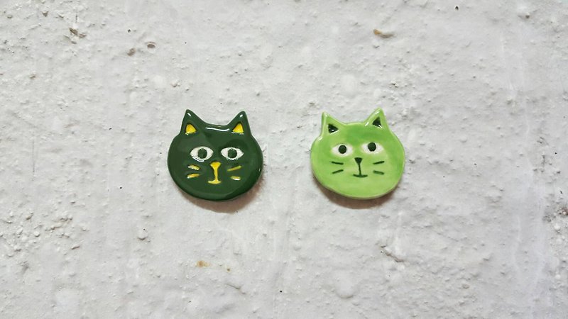 Green enamel ceramic pin - Brooches - Pottery Green