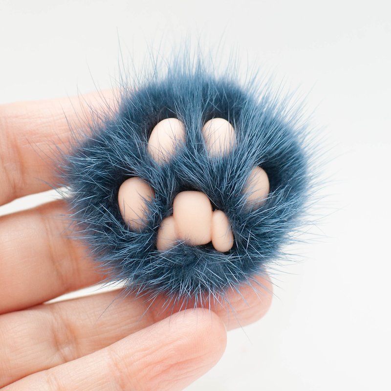 Toe beans  Brooch - Brooches - Other Materials 