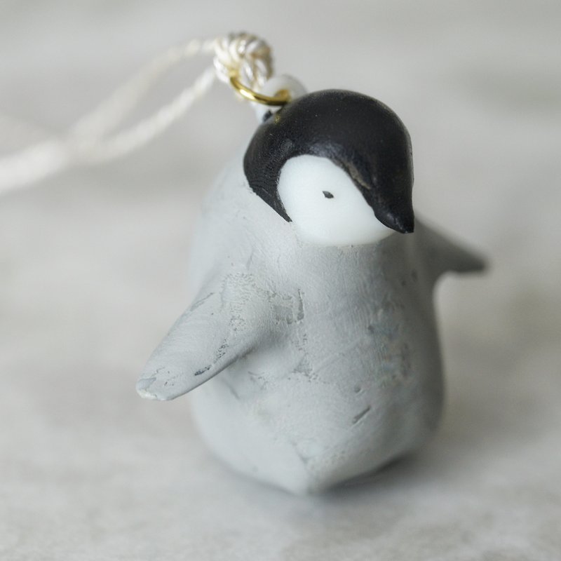 Necklace - Baby Royal Penguin : dive in - Necklaces - Resin White