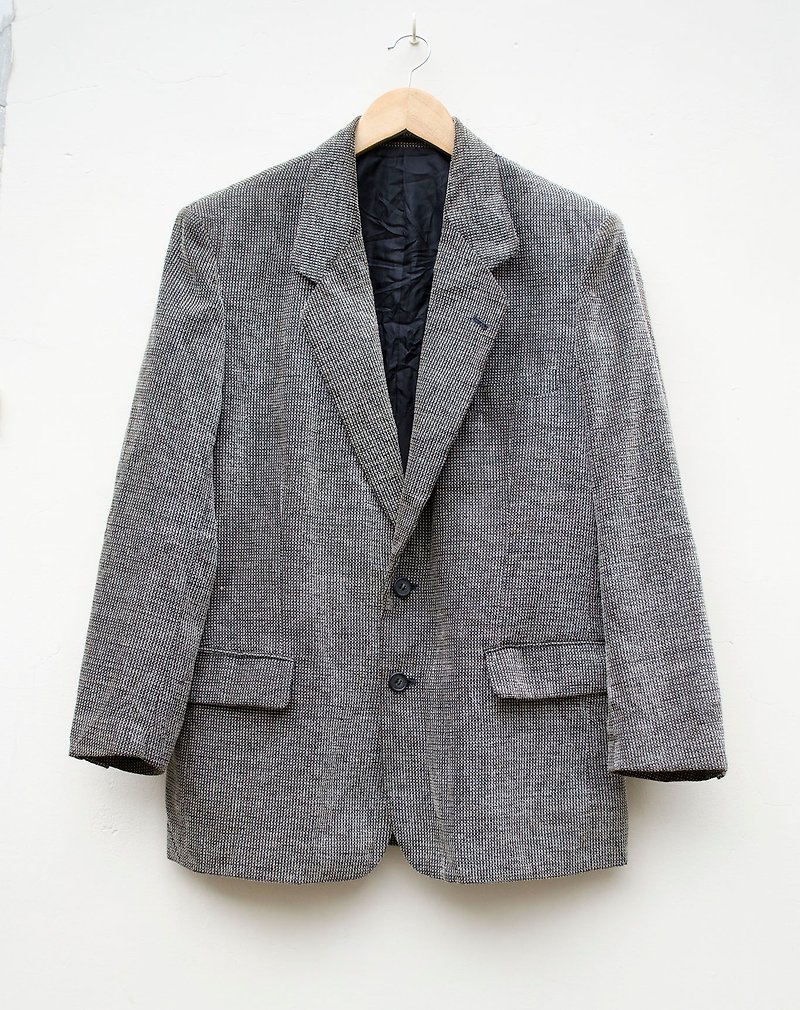Black and white square eye. Fine flannel fog and gray shiny suit jacket. Dress Paris #Vintage # Vintage # Guan Wan