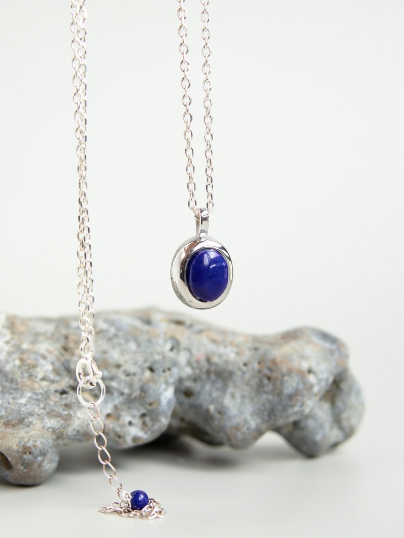 Natural Afghanistan old mineral lapis lazuli pendant Silver necklace simple and versatile - Necklaces - Silver 