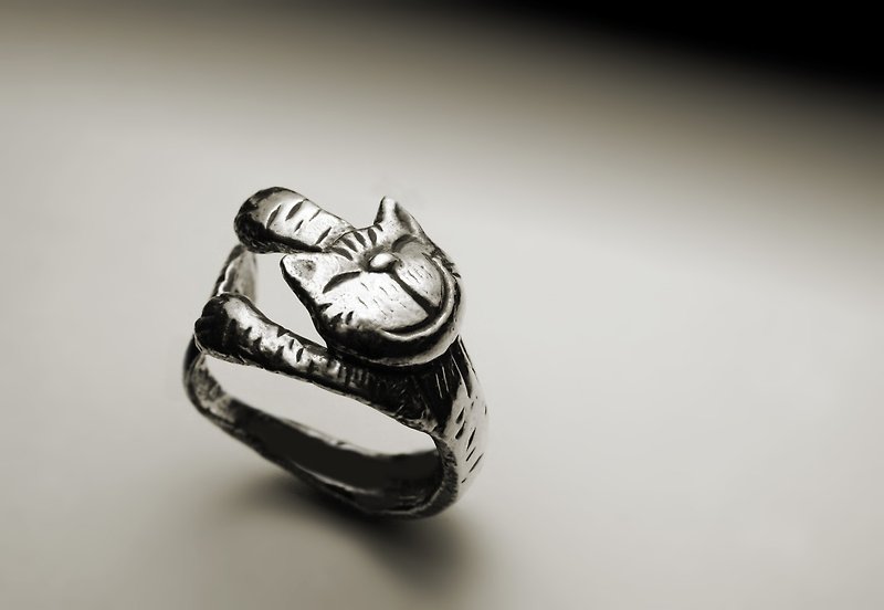 Naughty Cat Ring - แหวนทั่วไป - โลหะ สีเงิน