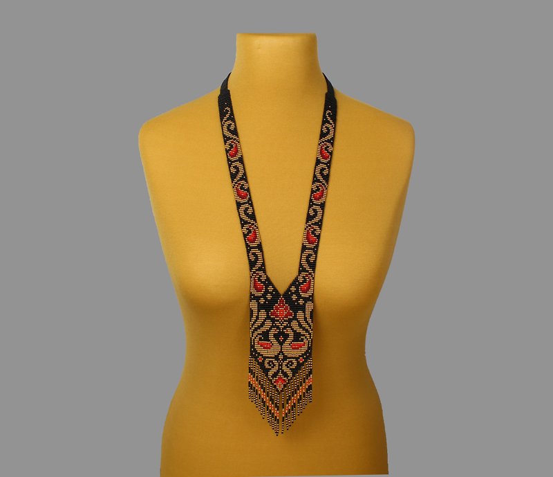 Bird beaded necklace dainty jewelry for mom - Necklaces - Glass Black