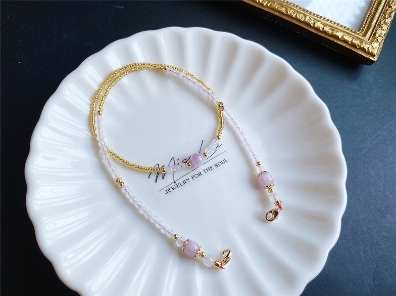 [Sold] Fashionable Anti-epidemic Mask Chain Glasses Chain Kunzite White Moonlight Balances Depression and Boosts Emotions - Necklaces - Crystal Purple