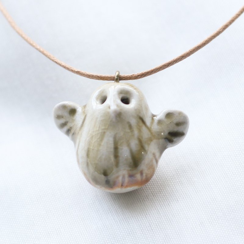 Firewood Pottery Oil Necklace White Small Winged Owl - สร้อยคอ - ดินเผา สีกากี