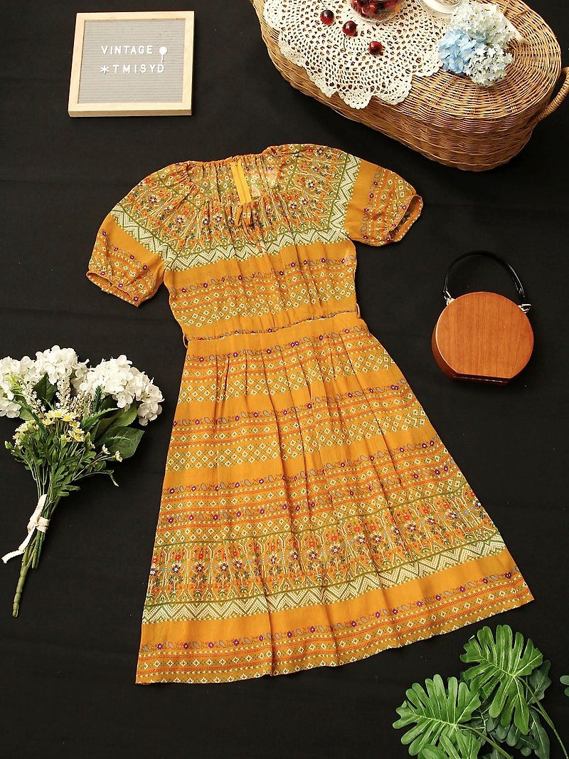 VINTAGE dress Size S Aztec graphic very cute - 連身裙 - 聚酯纖維 橘色