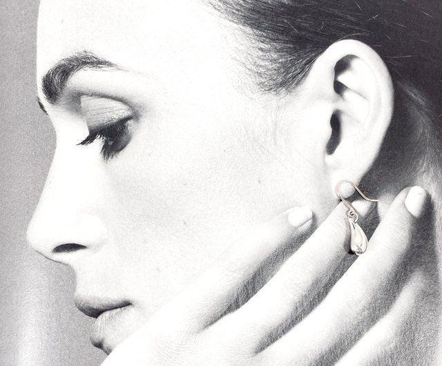 ティファニー ピアス ティアドロップ エルサペレッティ シルバー