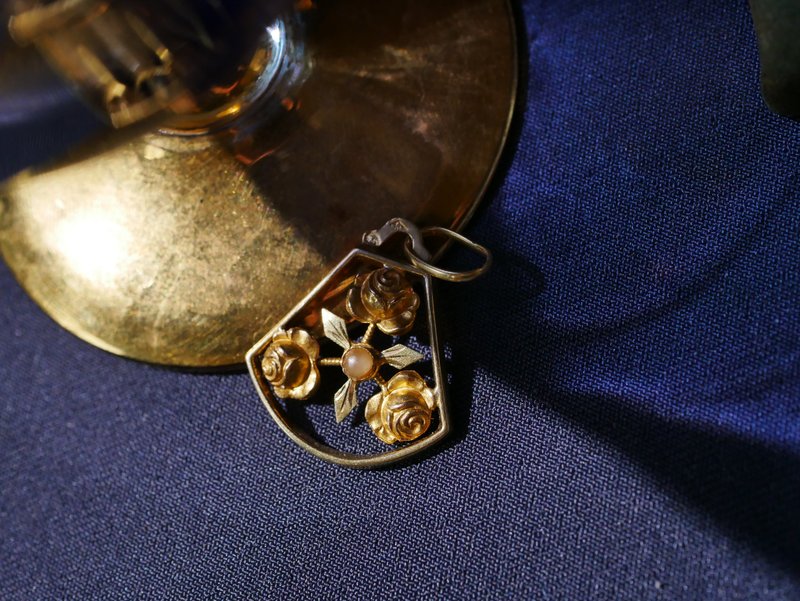 1910年代 法國 玫瑰花束吊墜 - 項鍊 - 貴金屬 金色