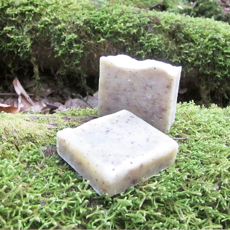 Handmade Thai Natural Scent Body Soaps 100g  / 2pcs per 1 set - Soap - Plants & Flowers Green