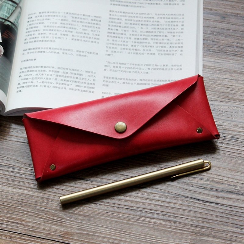 Such as Wei Dyeing Series Red leather large capacity pencil case stationery bag glasses box can be customized free lettering exchange gifts wedding gift Valentine gift birthday gift - กล่องดินสอ/ถุงดินสอ - หนังแท้ สีแดง
