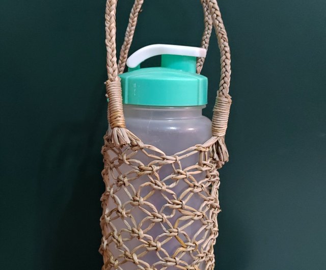 Macrame Water Bottle Holder in Tan 