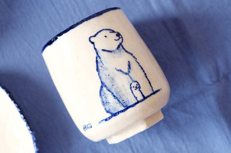 北極熊親子手捏手繪白陶杯—可客製加註英文名字 - 茶壺/茶杯/茶具 - 陶 白色
