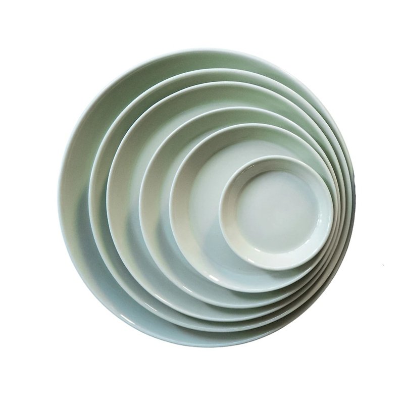 LOVERAMICS | Stone Series- Dinner Plate Light Green Dinner Plate (Two sizes available) - จานและถาด - เครื่องลายคราม สีเขียว
