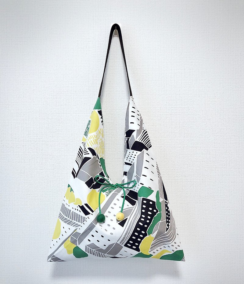 Best-selling color 侧-shaped side backpack / Japanese imported cloth / large size / yellow green geometry - กระเป๋าแมสเซนเจอร์ - ผ้าฝ้าย/ผ้าลินิน สีดำ