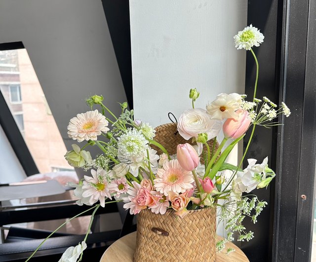 アンティーク風 ハットボックス フラワー アレンジメント