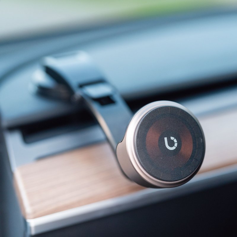 Omnia X MagSafe 車用磁吸無線充電器 - 無線充電盤/板/座 - 其他材質 金色