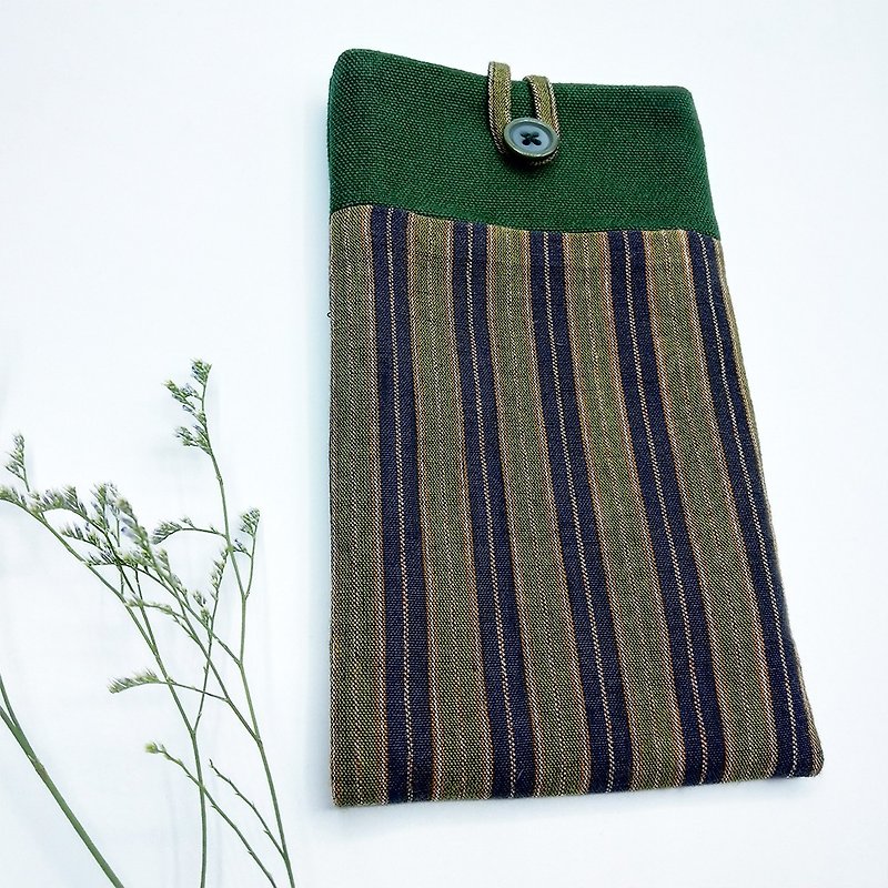 Green。phone bag - Other - Cotton & Hemp Green