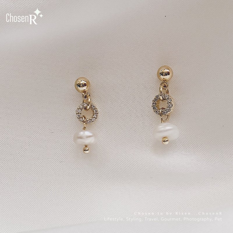 Donut Small Dangle Pearl Earrings // Clip-On can be - Earrings & Clip-ons - Pearl Gold