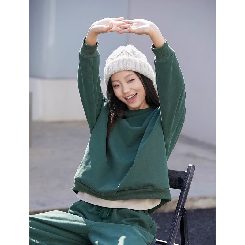 油綠色單股粗棉紗厚實保暖小圓領衛衣 - 女上衣/長袖上衣 - 棉．麻 