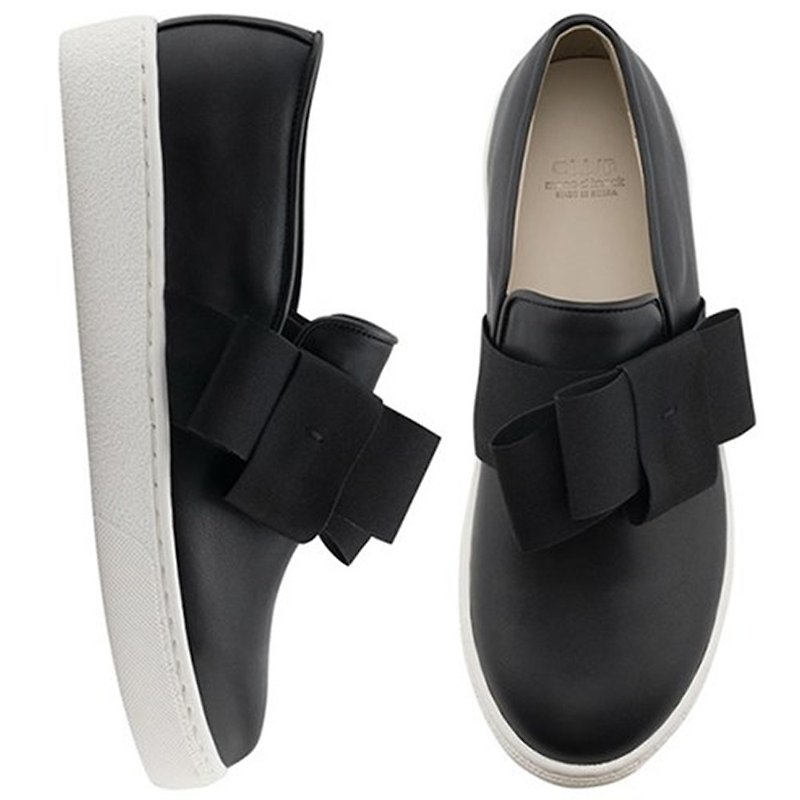 PRE-ORDER SPUR- CLLIB Zenn_Pile up ribbon Sneakers OF4418 BLACK - รองเท้าลำลองผู้หญิง - วัสดุอื่นๆ 
