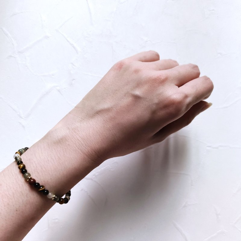 Gold Rush Day Natural Crystal Bracelet (African Stone, Golden Sand Obsidian, Stone) to ward off evil and be brave. - สร้อยข้อมือ - คริสตัล สีดำ