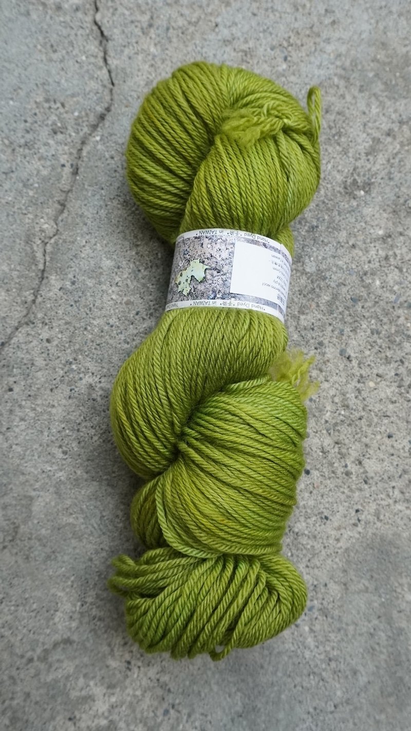 DK hand dyed thread. moss green - Knitting, Embroidery, Felted Wool & Sewing - Wool Green