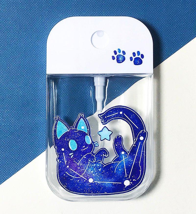 star cat alcohol bottle with small funnel - อื่นๆ - พลาสติก สีน้ำเงิน