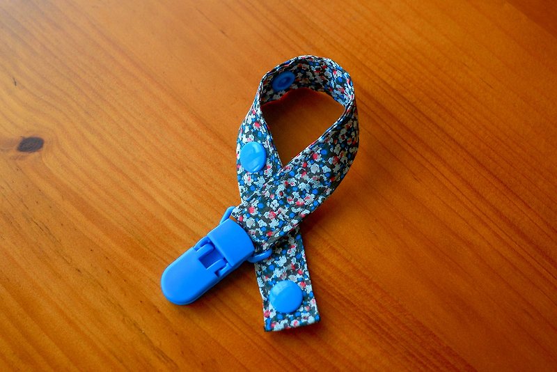 Splash-Clip-on pacifier chain / toy belt - ผ้ากันเปื้อน - ผ้าฝ้าย/ผ้าลินิน สีน้ำเงิน