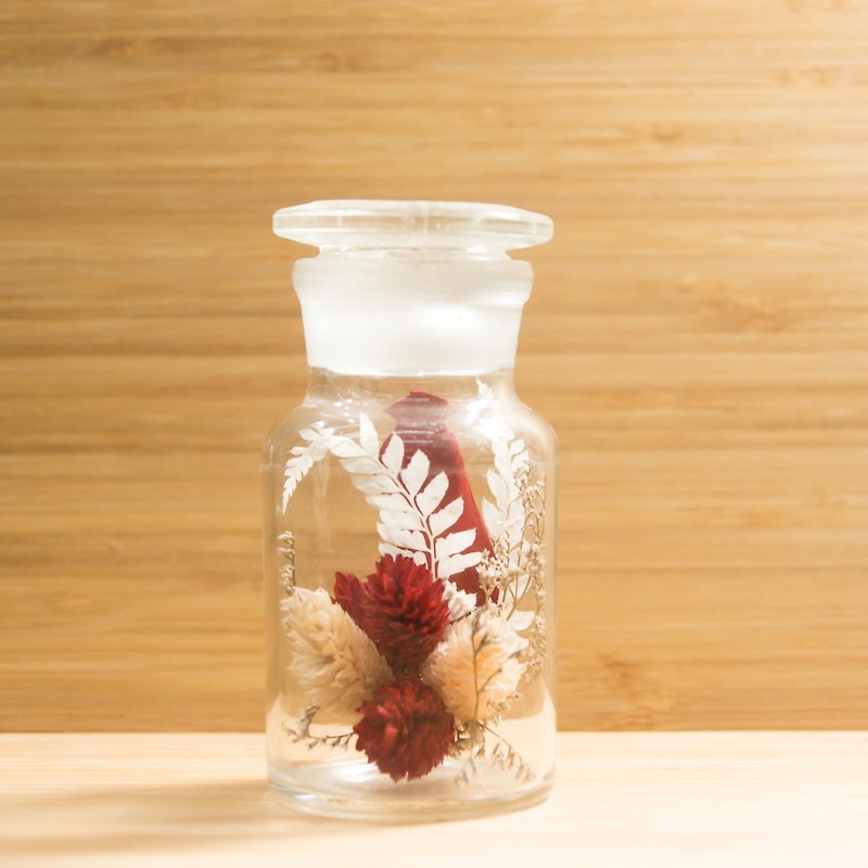 Scent of Flowers-Glass Dry Flowers - Plants - Glass Red