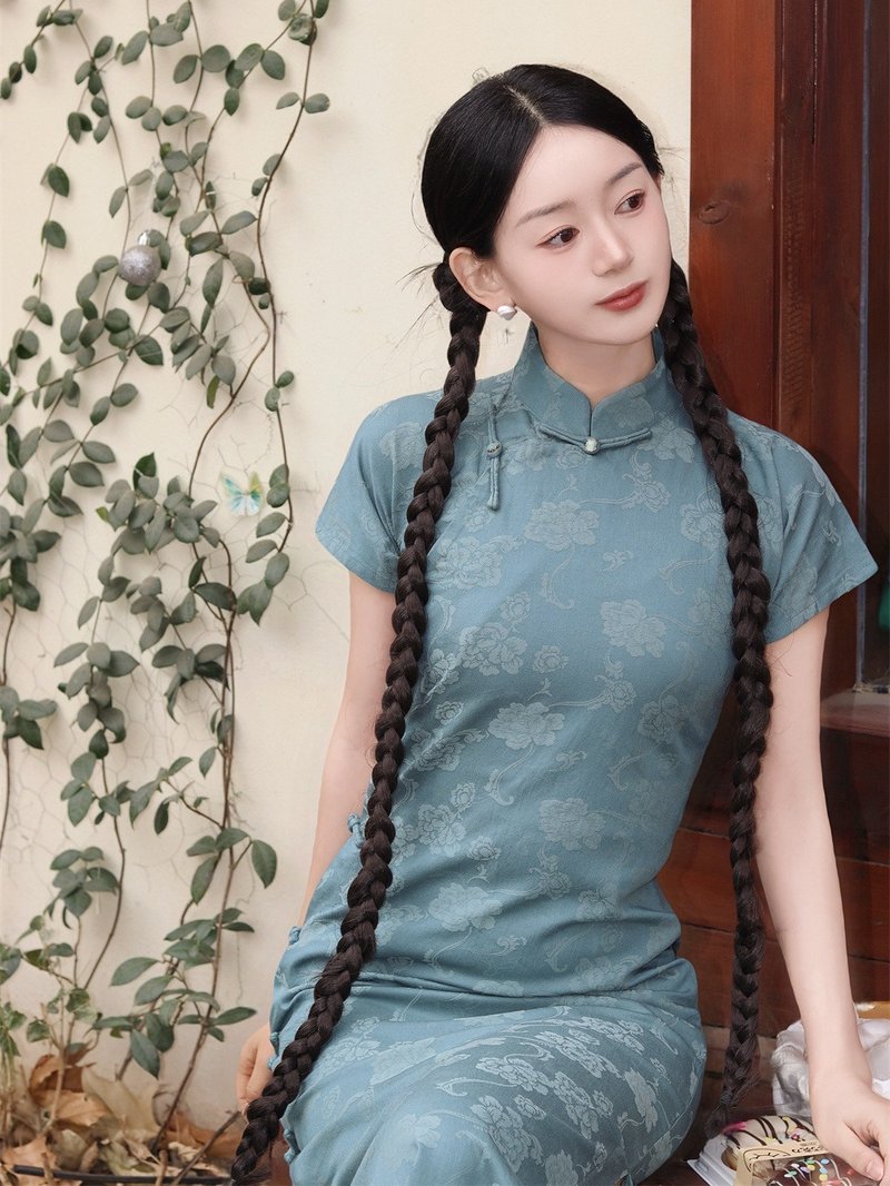 松霜綠色 民國風氣質古法寬鬆旗袍 春夏修身短袖洋裝裙 - 旗袍/改良式旗袍 - 其他人造纖維 綠色