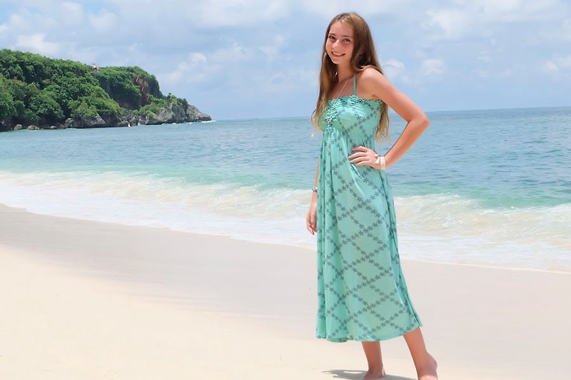 海で集めたタカラガイを描いてみました！シェルフラワーチューブトップロングドレス　＜ミント＞ - ドレス - その他の素材 グリーン