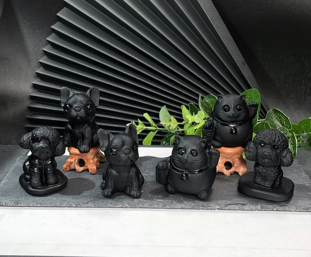 黒曜石の置物 - 自然な模様