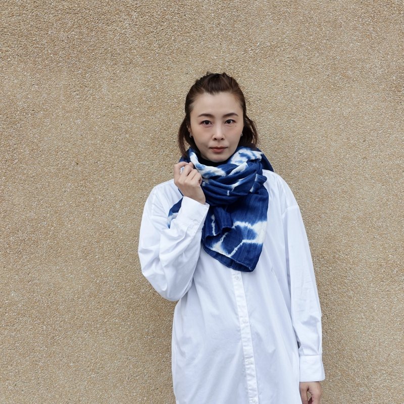 Indigo dye scarf (cotton blended wool style/pure cotton shawl style) - Knit Scarves & Wraps - Other Materials 