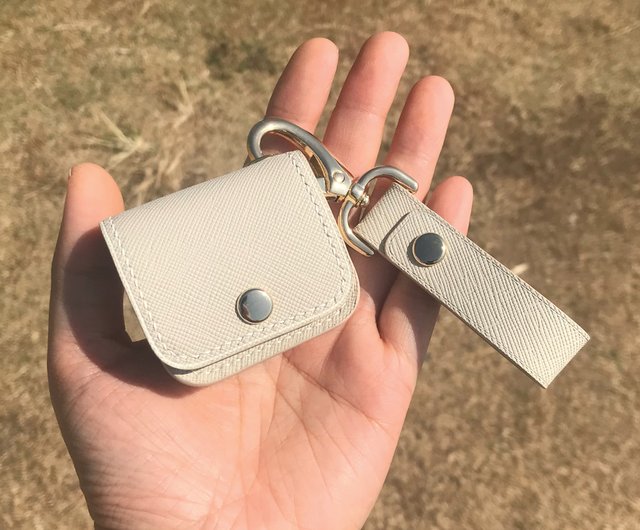 マイニング研究様　◉サフィアーノレザー / ブラック / AirPodsケース 楽天市場】プラダ PRADA サフィアーノレザー イヤフォンケース