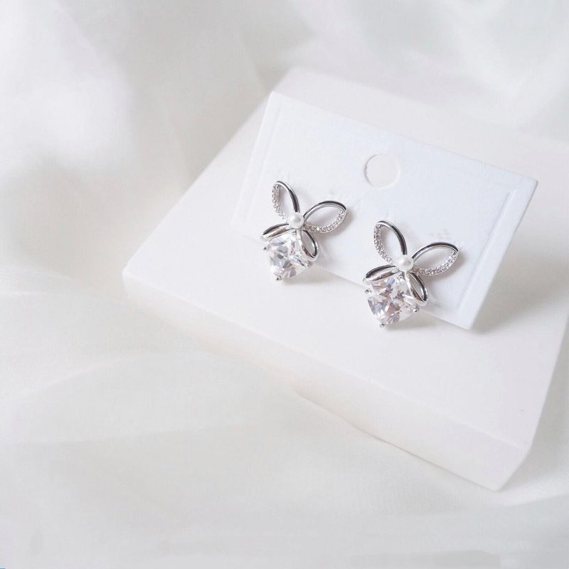 新娘耳環 新娘耳夾 生日禮物 優雅 耳環 耳夾 客製化 定制 - 耳環/耳夾/耳骨夾 - 其他金屬 白色