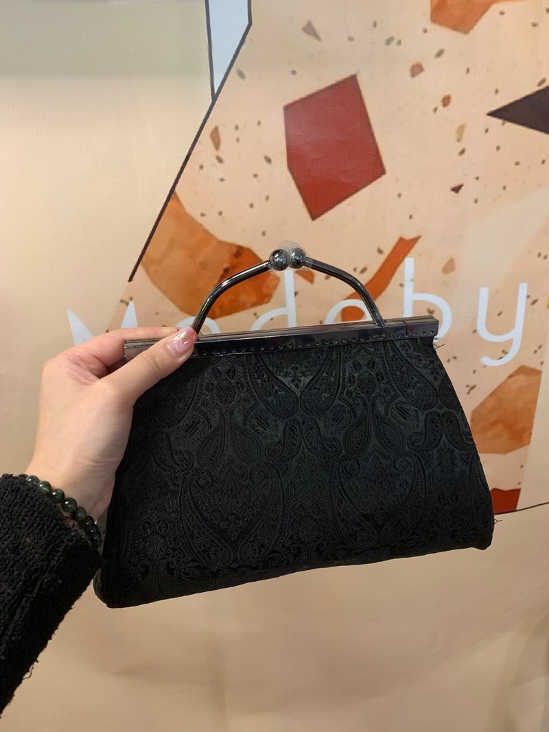 預留品 MBC 人手製 駁腳 黑色腰果花織錦 20cm 框 口金包 - 側背包/斜背包 - 棉．麻 黑色