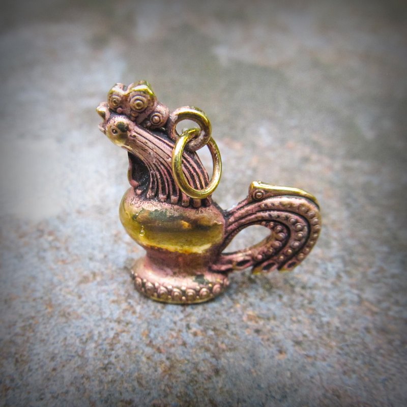 Ukraine handmade rooster brass pendant,Vintage Brass cockerel necklace pendant - 吊飾/掛飾 - 銅/黃銅 金色