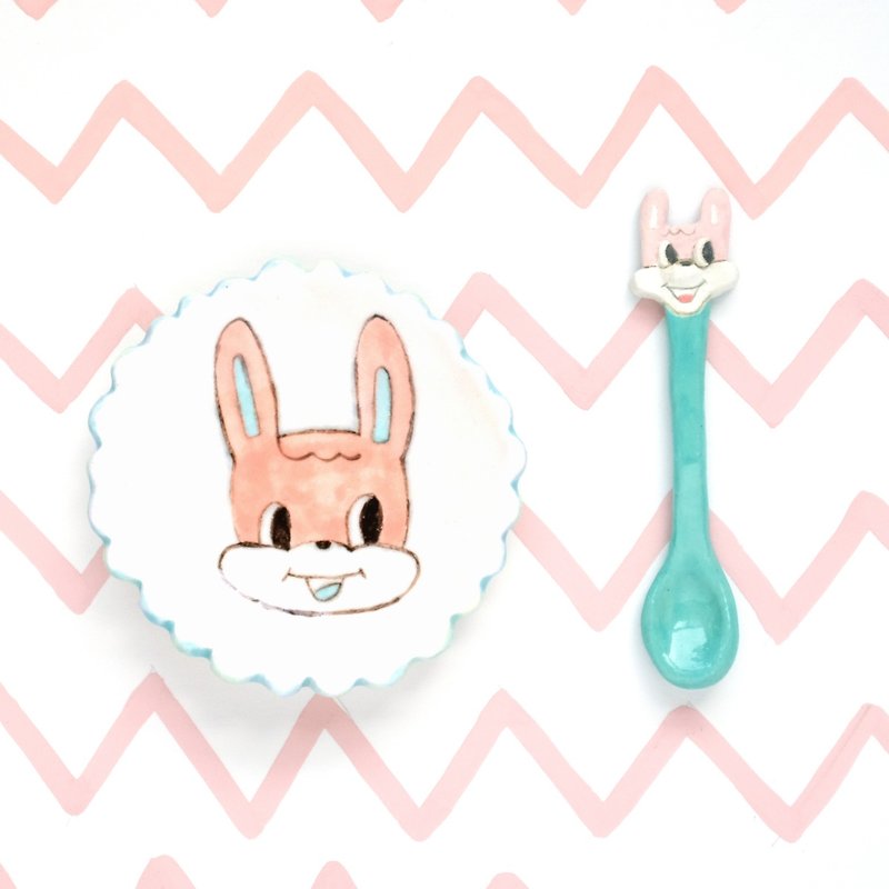Rabbit lace saucer - จานเล็ก - ดินเผา สึชมพู