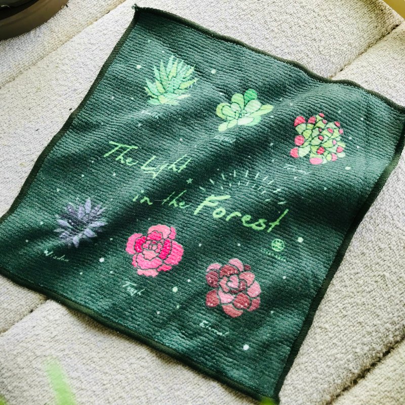 森之光景多肉植物原創插畫方巾-超細柔毛巾-擦手巾 - 毛巾/浴巾 - 人造皮革 