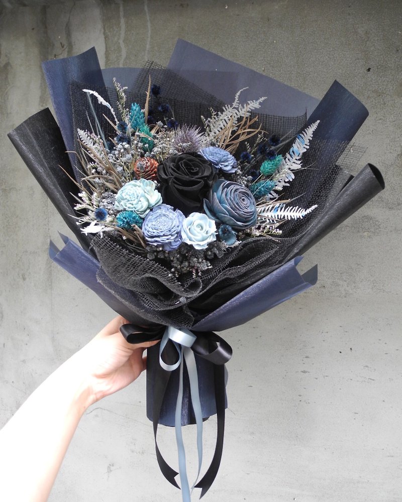 Patti Florist mysterious black rose eternal dry bouquet - Dried Flowers & Bouquets - Plants & Flowers Black