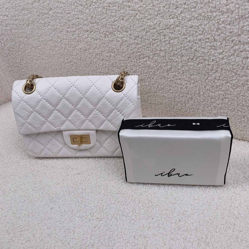 ibao love pillow Chanel 2.55 Reissue 227.226.225.224/support/anti-deformation - Toiletry Bags & Pouches - Other Materials White